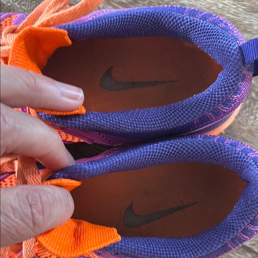 Nike flyknit lunar 2-Orange and Purple Athletic Shoes Lightweight - Picture 11 of 11